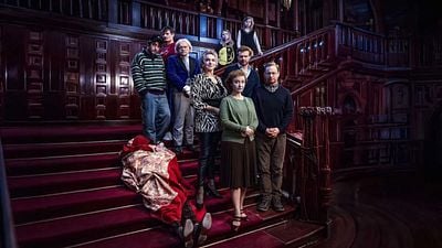 Imagem da notícia Entre Facas e Segredos e Mistério no Mediterrâneo tiveram um filho - e o resultado é este novo filme da Netflix!