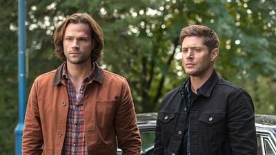 Imagem da notícia Jensen Ackles revela por que escondeu de Jared Padalecki que planejava um spin-off de Supernatural