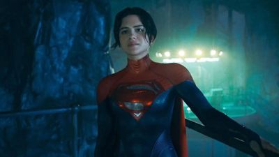 "Isso significa tudo pra mim": Sasha Calle revela a importância e representatividade de Supergirl em The Flash (Entrevista)