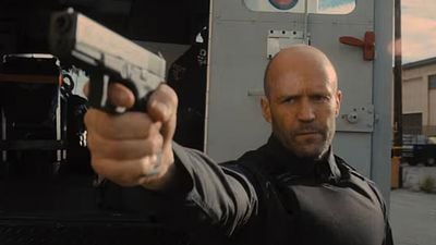 Imagem da notícia Infiltrado na Tela Quente hoje: Filme de ação com Jason Statham é considerado um dos maiores acertos do diretor Guy Ritchie