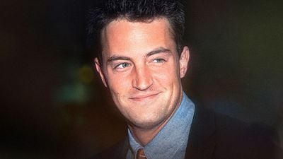 Imagem da notícia Aquele Sobre Matthew Perry: Netflix lança minissérie do astro de Friends com depoimentos inéditos de amigos e família