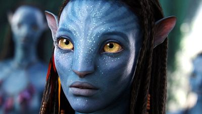 Imagem da notícia 20 anos atrás, ela interpretou Pocahontas: Hoje, acusa James Cameron de usar sua imagem em Avatar sem permissão