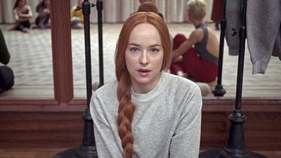 Imagem da notícia "As pessoas levavam choques": Dakota Johnson fala sobre sacrifícios e pesadelos no set deste filme que a levou para a terapia