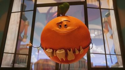 Imagem da notícia Um dos filmes mais pervertidos ganha continuação como uma série na Amazon; veja as primeiras imagens