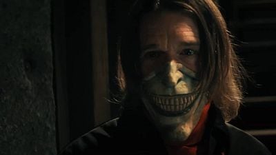 Imagem da notícia O Telefone Preto 2 se inspira diretamente em um dos maiores filmes de terror da história para trazer Ethan Hawke de volta como vilão