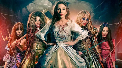 Imagem da notícia Princesas da Disney brigam entre si nesta mistura de terror e Jogos Vorazes