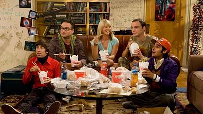 Imagem da notícia Ele foi demitido de The Big Bang Theory antes mesmo de a série começar, mas teve que voltar: "Tomaram essa decisão sem me consultar"