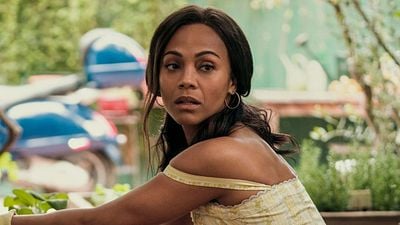 Imagem da notícia "Nunca deveria ter interpretado": Zoë Saldaña se arrepende profundamente de ter aceitado um de seus papéis mais polêmicos