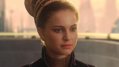 Imagem da notícia "Nenhum diretor queria trabalhar comigo”: Natalie Portman acredita que Star Wars quase destruiu sua carreira, mas insiste que quer interpretar Padmé Amidala novamente