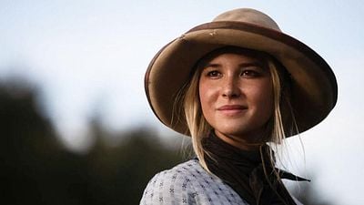 Imagem da notícia 1883 na Netflix: Em qual saga cult veremos Isabel May, a revelação da série western?