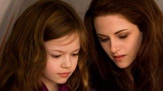 Imagem da notícia Bella Swan e filha estão em nova imagem de A Saga Crepúsculo: Amanhecer - O Final