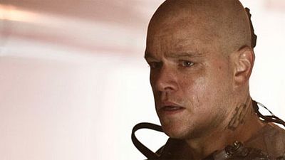 Imagem da notícia Matt Damon careca e robótico em nova imagem de Elysium