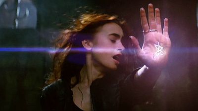 Imagem da notícia Os Instrumentos Mortais: Primeiro trailer traz amor, anjos e demônios