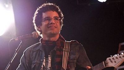 Imagem da notícia Somos Tão Jovens: Saiu o trailer da cinebiografia de Renato Russo