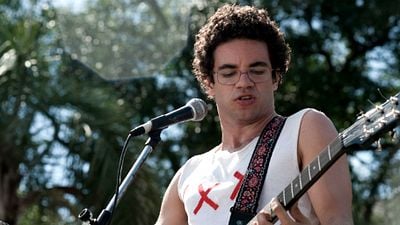 Imagem da notícia Bilheterias Brasil: Somos Tão Jovens estreia com força total, Homem de Ferro 3 ainda à frente