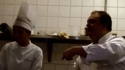 Imagem da notícia A tensão na cozinha de um chef francês em cena exclusiva de Por Que Você Partiu?
