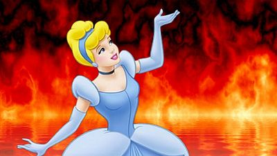 Imagem da notícia E se Cinderela fosse parecida com Carrie, a Estranha? Confira o vídeo!