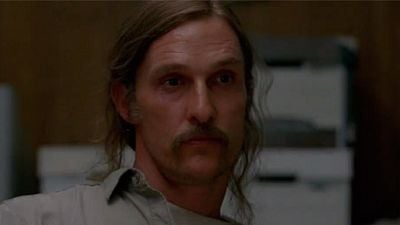 True Detective: Veja novo trailer da série com Matthew McConaughey e Woody Harrelson