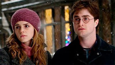 Imagem da notícia J.K. Rowling se arrepende de não casar Harry Potter e Hermione