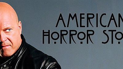 Imagem da notícia Michael Chiklis, de The Shield, entra para o elenco de American Horror Story: Freak Show
