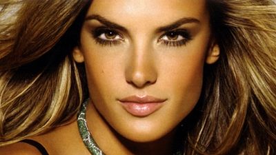 Imagem da notícia Alessandra Ambrósio e Channing Tatum vão viver par romântico no cinema