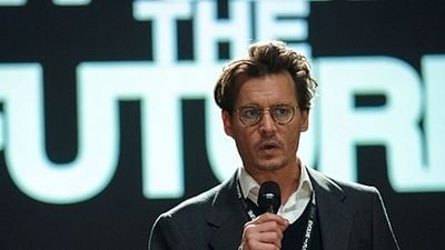 Imagem da notícia Concurso de Críticas: Escreva um texto sobre Transcendence e concorra a prêmio!