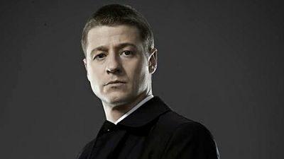 Imagem da notícia Gotham ganha trailer estendido apresentado por Ben McKenzie