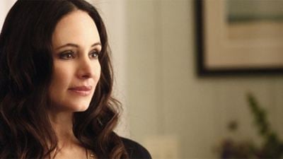 Revenge: Victoria promete vingança no primeiro teaser da quarta temporada
