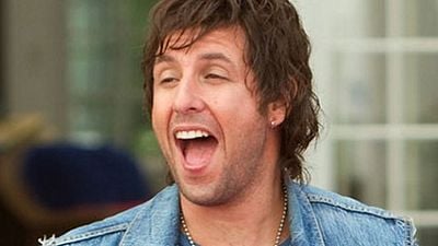 Imagem da notícia Adam Sandler fecha contrato para quatro filmes que serão lançados diretamente na Netflix