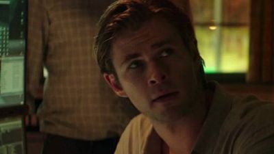 Imagem da notícia Hacker: Suspense de Michael Mann estrelado por Chris Hemsworth ganha trailer legendado