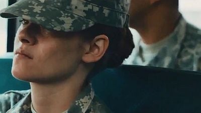 Imagem da notícia Veja o novo trailer de Camp X-Ray, drama carcerário com Kristen Stewart exibido no Festival de Sundance