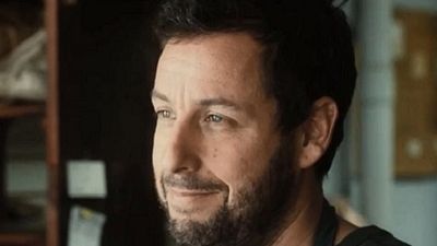 Imagem da notícia Adam Sandler descobre um portal para a felicidade no trailer de The Cobbler