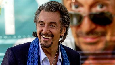 Imagem da notícia Al Pacino é um músico de sucesso – porém frustrado – no divertido trailer de Danny Collins