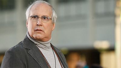 Imagem da notícia Community chega ao 100º episódio e pode ter retorno de Chevy Chase