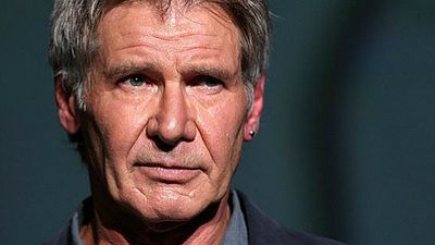 Imagem da notícia Harrison Ford sofre acidente de avião e é internado