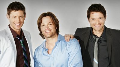 Imagem da notícia Elenco de Supernatural comemora gravação de último episódio da temporada
