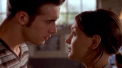 Imagem da notícia Enquete da Semana: Que comédia romântica da década de 1990 poderia ganhar um remake?