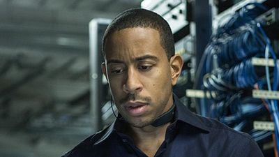 Imagem da notícia Deputada quer limitar ainda mais o lançamento de filmes estrangeiros no país