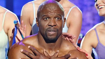 Imagem da notícia Terry Crews reprisa canção de As Branquelas em divertida Batalha de Lip Sync