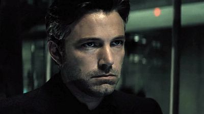 Imagem da notícia Ben Affleck é clicado como Bruce Wayne no set de Esquadrão Suicida