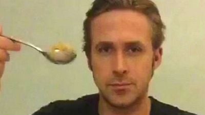 Imagem da notícia Ryan Gosling come cereal em homenagem a fã