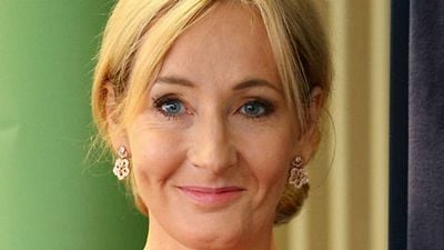 Imagem da notícia Autora de Harry Potter faz post motivador e fala o que acha dos brasileiros