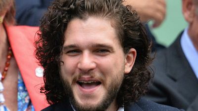 Imagem da notícia Game of Thrones: Especulações sobre cabelo de Kit Harington movimentam a internet
