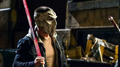 Imagem da notícia Stephen Amell anuncia fim das filmagens de As Tartarugas Ninja 2