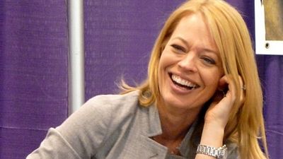 Imagem da notícia Arrow contrata veterana de Star Trek: Voyager para quarta temporada