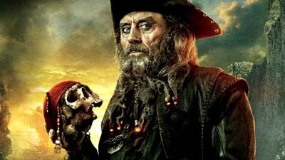 Imagem da notícia Game of Thrones terá reforço importante na sexta temporada: Ian McShane