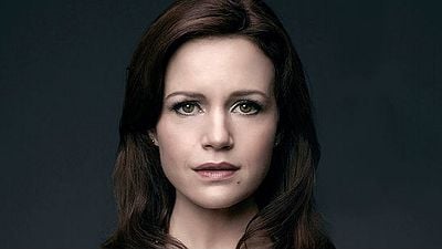 Imagem da notícia Roadies: Carla Gugino substitui Christina Hendricks em comédia musical de Cameron Crowe