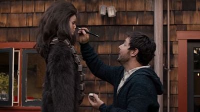 Imagem da notícia Pai tenta fazer filha gostar de Star Wars em comercial de loja de brinquedos