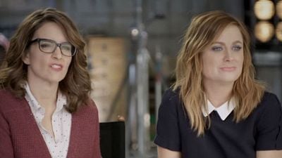 Imagem da notícia Tina Fey e Amy Poehler fazem paródia de Star Wars - O Despertar da Força para promover a comedia Irmãs