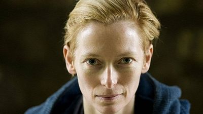 Imagem da notícia Tilda Swinton declara que o gênero de sua personagem em Doutor Estranho depende do ponto de vista do espectador